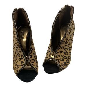 Carlos Santana Veruca leather upper fur 7.5 heels